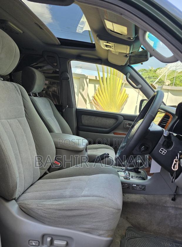 Toyota Land Cruiser 100 VX 4.7 V8 2005 Green