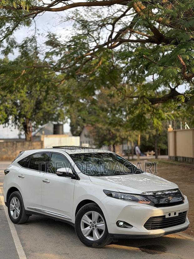 Toyota Harrier 2015 White