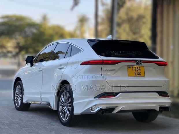 Toyota Harrier 2020 Off white