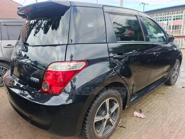 Toyota IST 2007 Matt Black