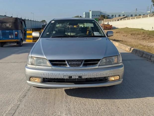 Toyota Carina 2001 Silver