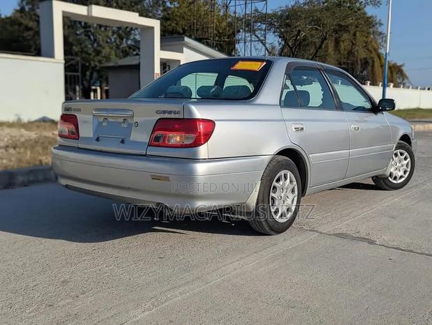 Toyota Carina 2001 Silver