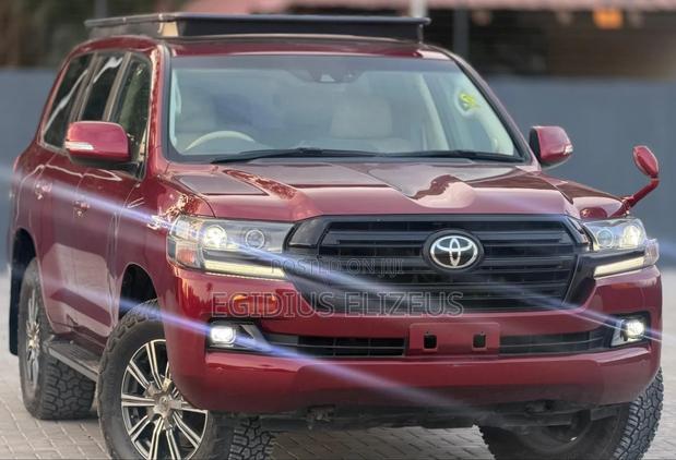 Toyota Land Cruiser 2017 Maroon