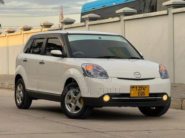 Mazda Verisa 2007 White