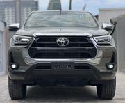 Toyota Hilux 2023 Green for sale