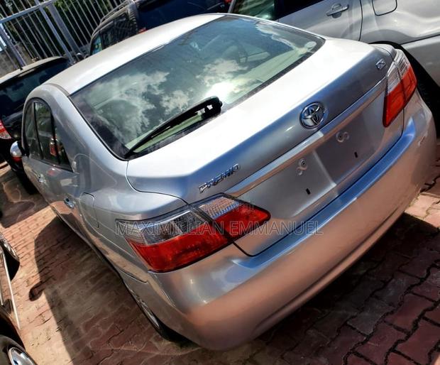 Toyota Premio 2008 Silver