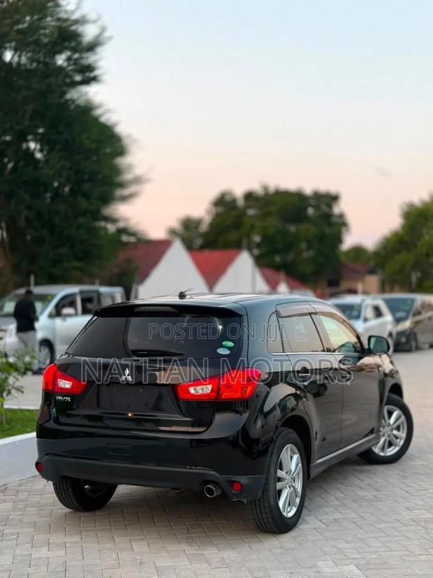 Mitsubishi RVR 2013 Black