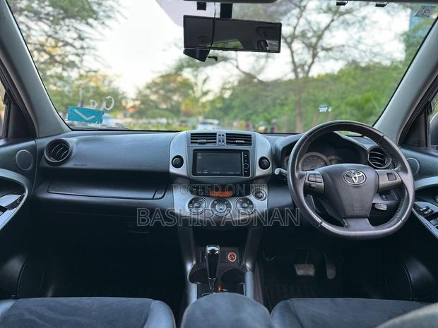 Toyota Vanguard 2013 Matt Black