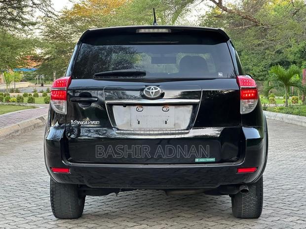 Toyota Vanguard 2013 Matt Black