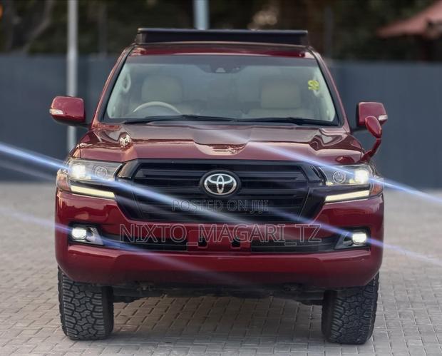 Toyota Land Cruiser 2017 Burgundy