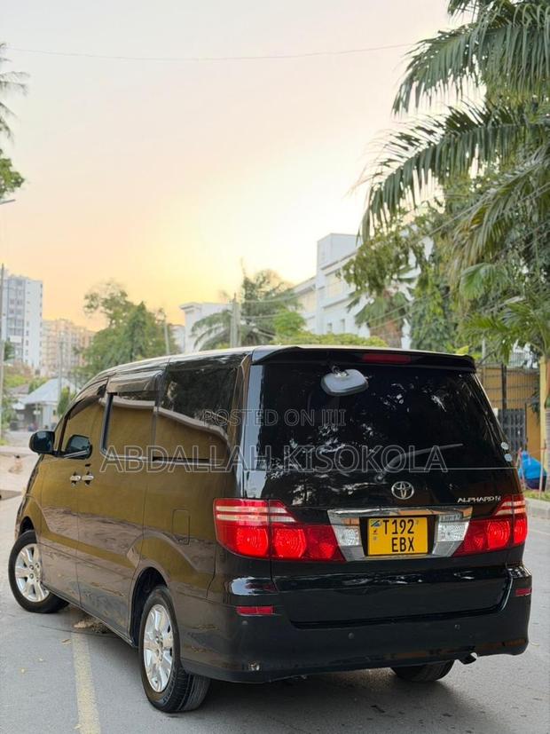 Toyota Alphard 2.4 Petrol FWD 2007 Black