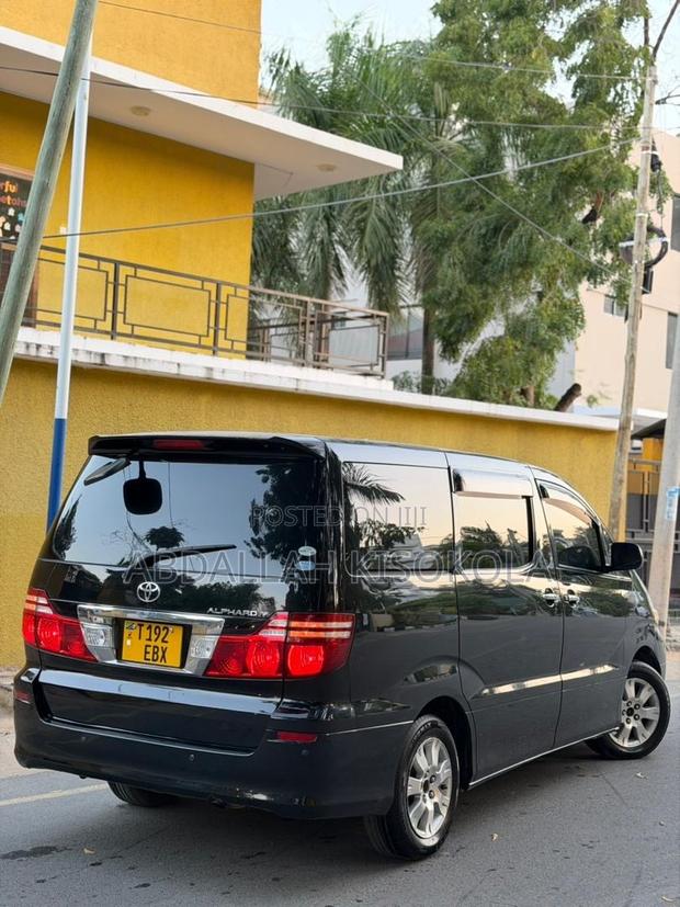 Toyota Alphard 2.4 Petrol FWD 2007 Black