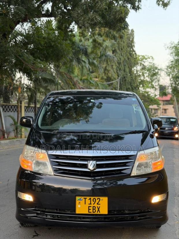 Toyota Alphard 2.4 Petrol FWD 2007 Black