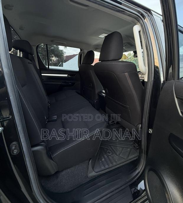 Toyota Hilux Revo Double Cab Deisel 2.8 AWD 2022 Black