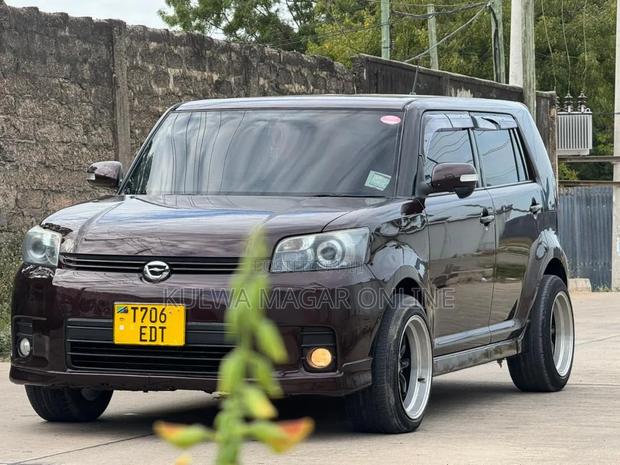 Toyota Corolla Rumion 2008 Maroon