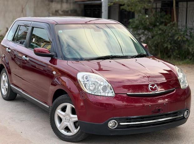 Mazda Verisa 2012 Maroon