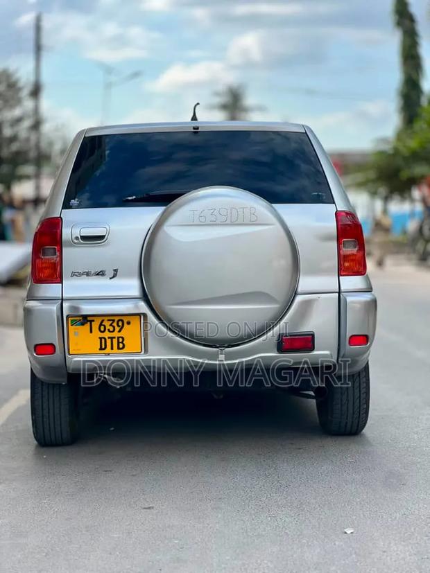 Toyota RAV4 2005 Silver