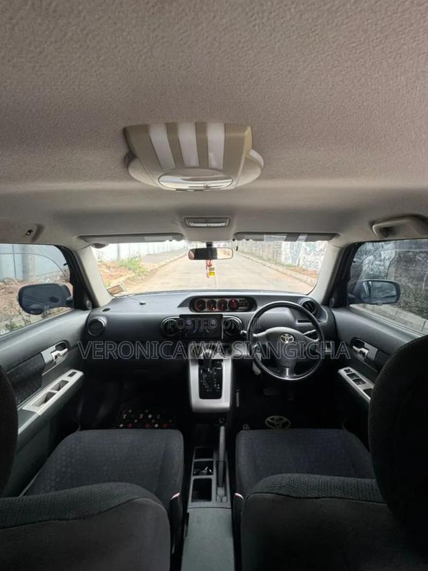 Toyota Corolla Rumion 2008