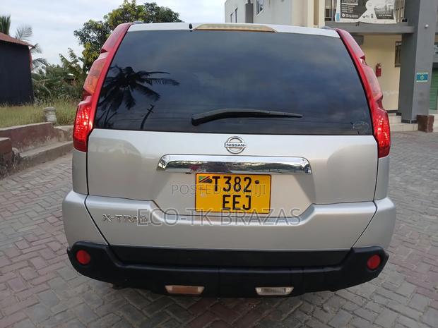 Nissan X-Trail 2012 Silver
