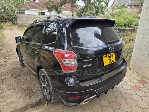 Subaru Forester 2013 Black