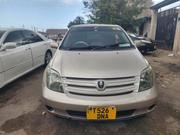 Toyota IST 2004 Beige for sale