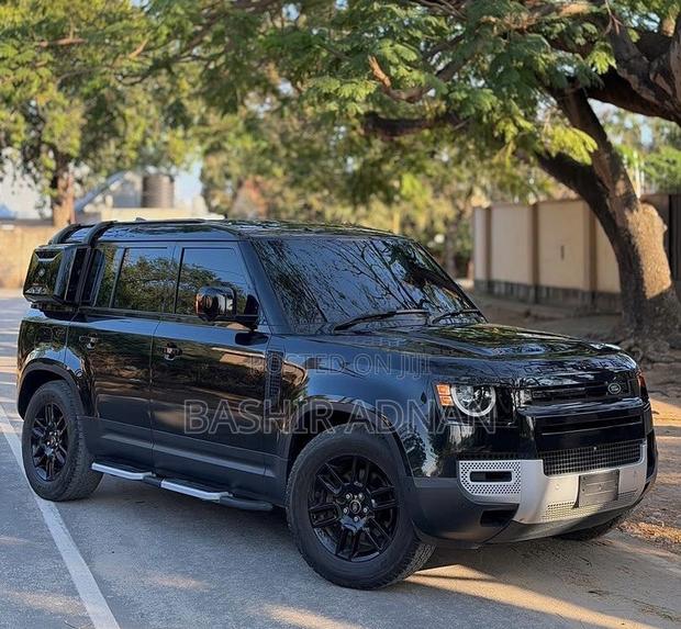 Land Rover Defender 2021 Black