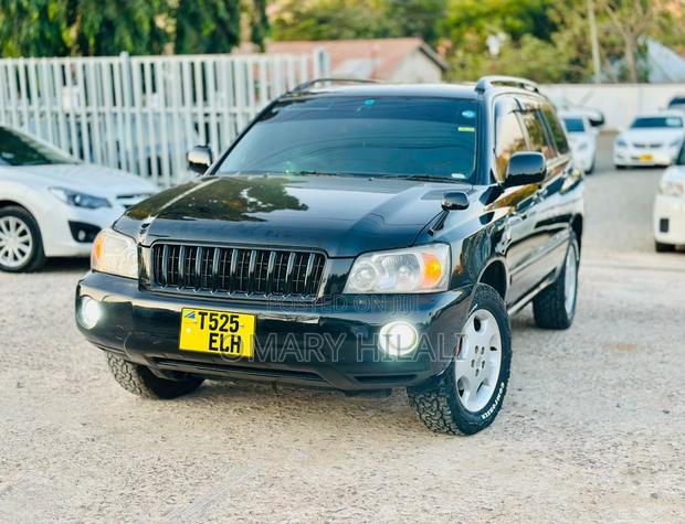 Toyota Kluger 2003 Black