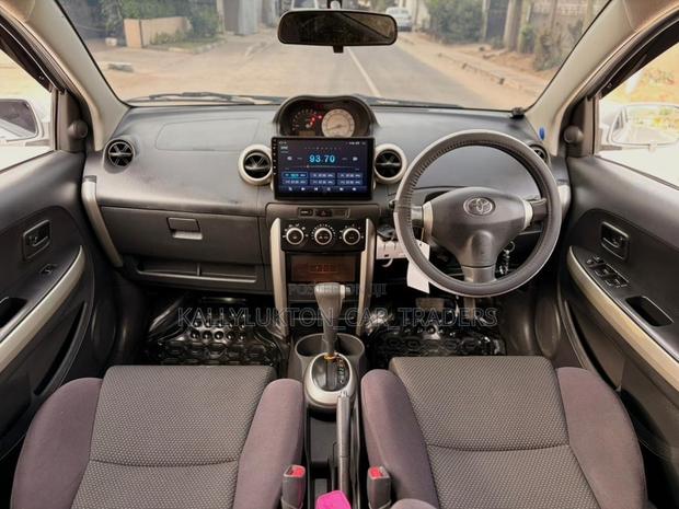 Toyota IST 2006 Silver