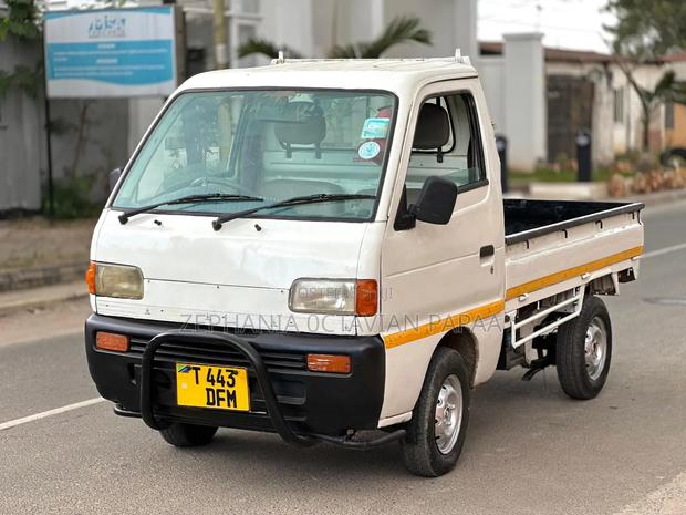Suzuki Super Carry 2003 White