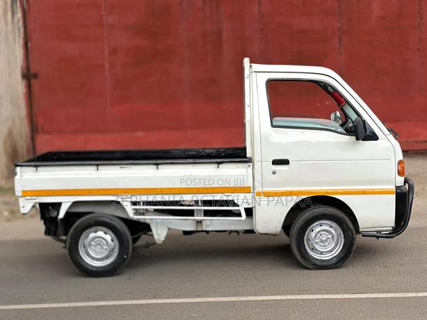 Suzuki Super Carry 2003 White