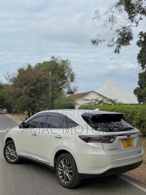 Toyota Harrier 2015 Pearl