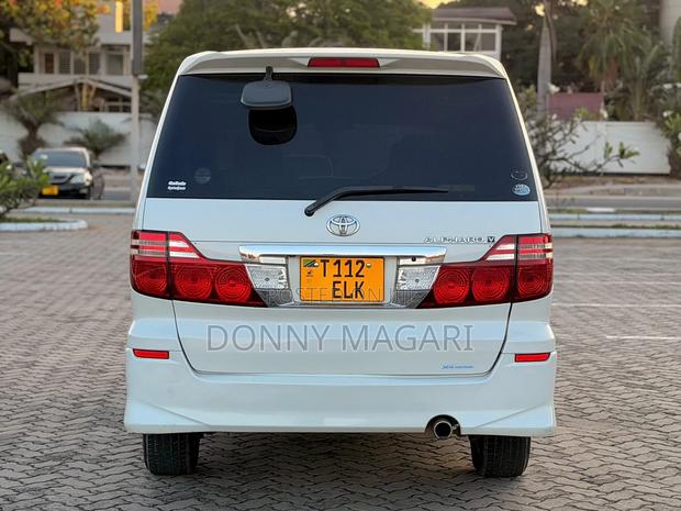 Toyota Alphard 2006 White