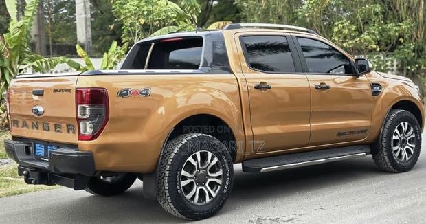 Ford Ranger Wildtrak 2022 Gold