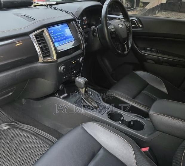 Ford Ranger Wildtrak 2022 Gold
