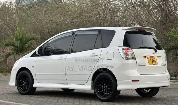 Toyota Corolla Spacio 2004 White