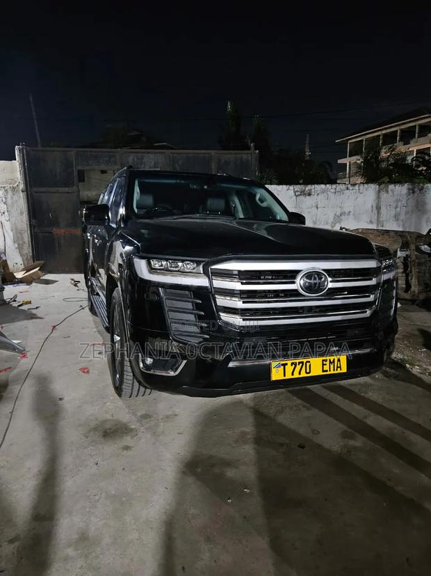Toyota Land Cruiser 2019 Black