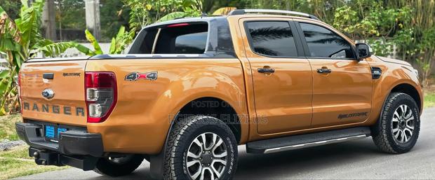 Ford Ranger Wildtrak 2022 Orange