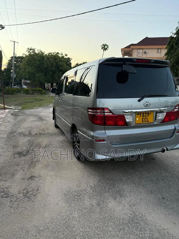 Toyota Alphard 2008 Gray