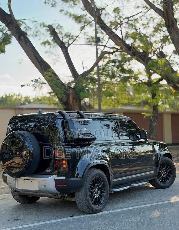 Land Rover Defender 2021 Black