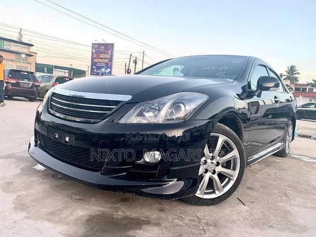 Toyota Crown 2008 Black