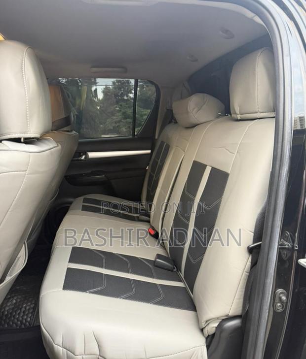 Toyota Hilux Revo Double Cab Deisel 2.4 AWD 2021 Black