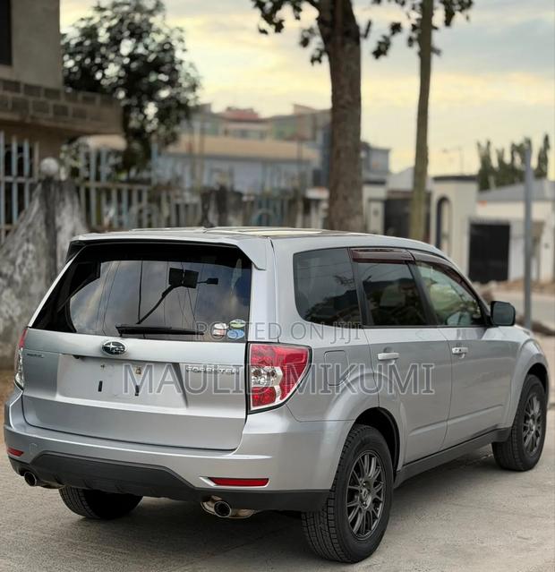 Subaru Forester 2011 Silver