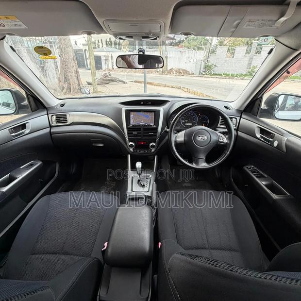 Subaru Forester 2011 Silver