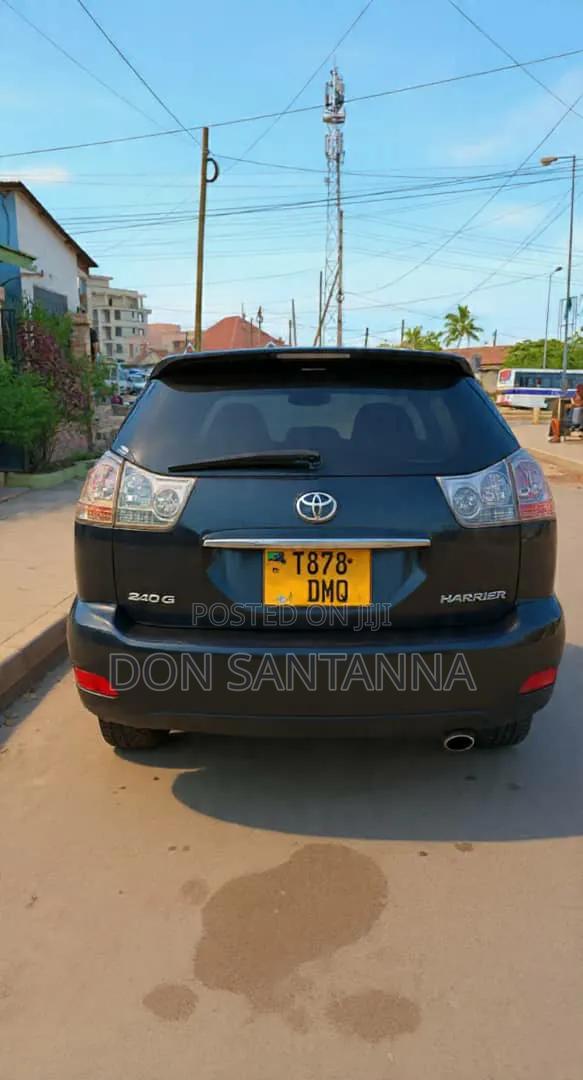Toyota Harrier 2005 Black