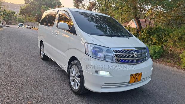 Toyota Alphard 2005 White