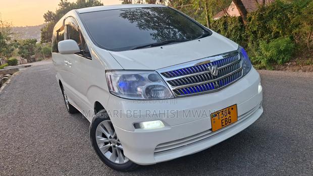 Toyota Alphard 2005 White