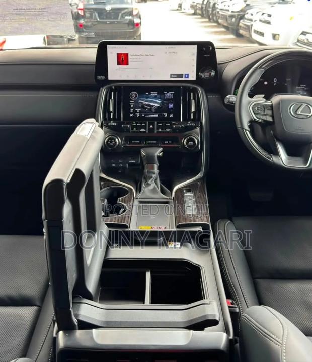 Lexus LX 500d 2026 Gray