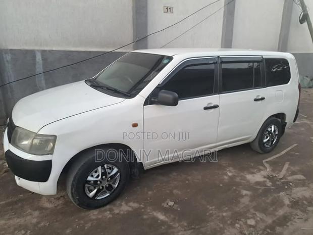 Toyota Probox 2006 White