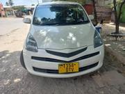 Toyota Ractis 2009 Pearl for sale