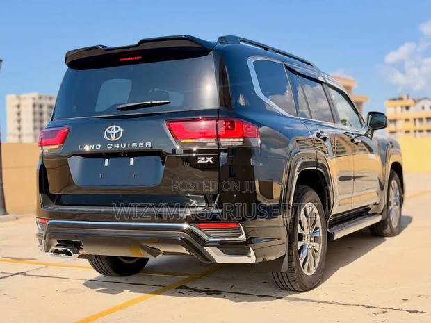 New Toyota Land Cruiser 2015 Burgundy